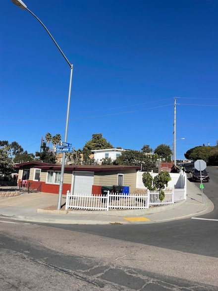 5474 Streamview Dr, San Diego, CA 92105