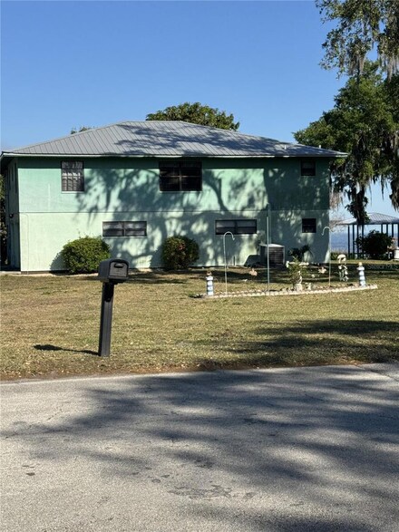 300 N Lake Reedy Blvd, Frostproof, FL 33843