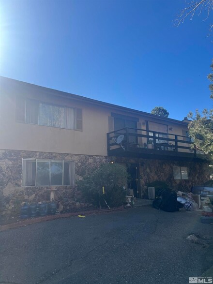 2 Canyon Dr, Carson City, NV 89703