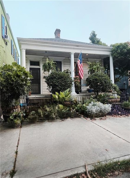 1016 First St, New Orleans, LA 70130