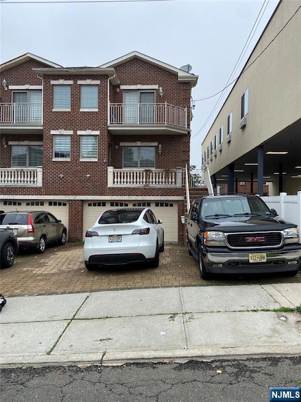17 W Washington Place Unit Ground Fl, Palisades Park, NJ 07650