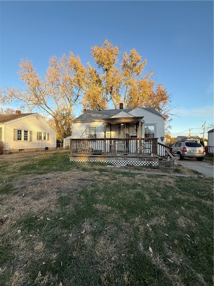 1020 N Oakcrest Ave, Decatur, IL 62522