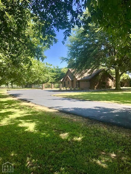 3086 N Co Road 275, Manila, AR 72442