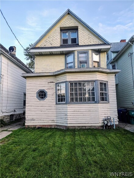 155 Trowbridge St, Buffalo, NY 14220