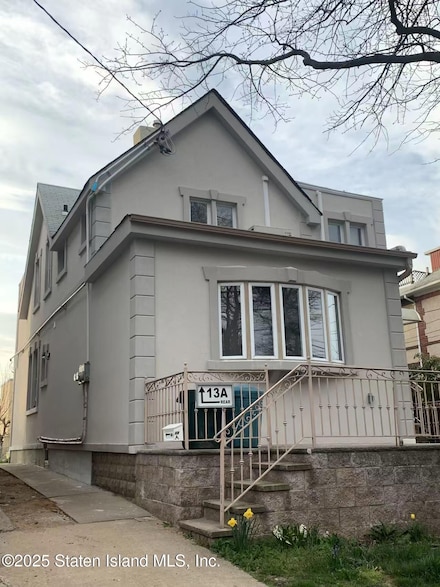 13 Hylan Blvd, Staten Island, NY 10305