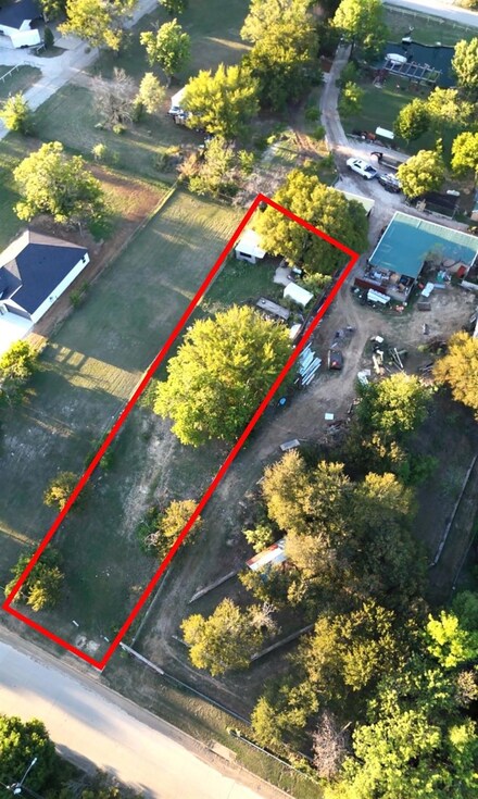 1213 E Butler St, Fort Worth, TX 76115