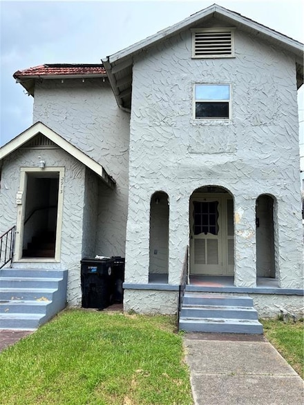 2911 Robert St, New Orleans, LA 70125