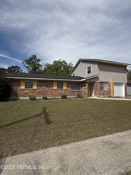 1716 Grove Park Dr, Orange Park, FL 32073