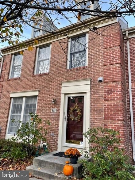 615 Budleigh Cir, Lutherville Timonium, MD 21093