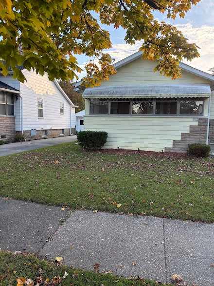 2022 Avon St, Saginaw, MI 48602