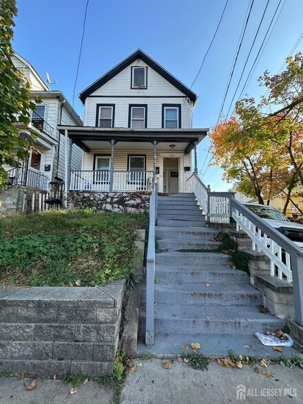 330 Somerset St, New Brunswick, NJ 08901