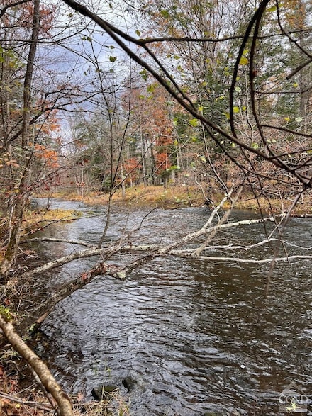 105 Laurie Ln, Cairo, NY 12058