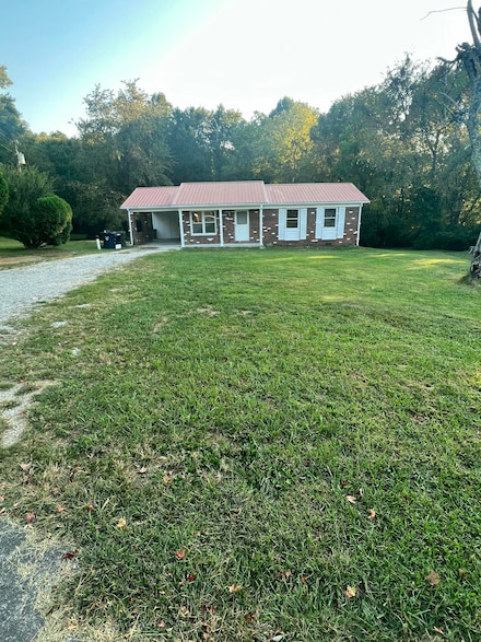 209 S Mcfadden Ln, London, KY 40741