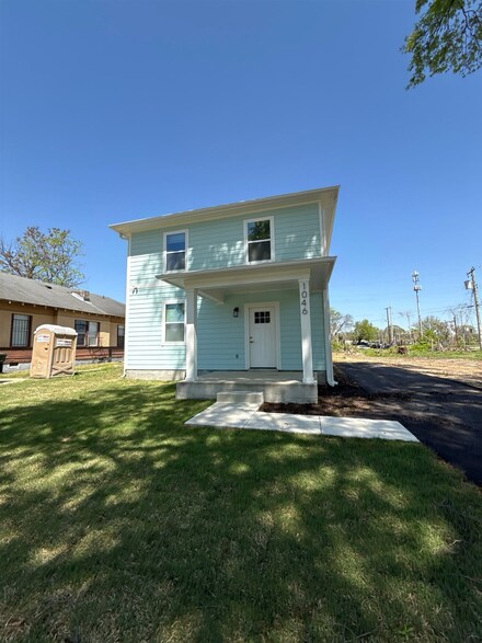 1046 Greenlaw Ave, Memphis, TN 38105