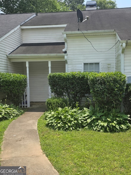2360 Wellington Cir, Lithonia, GA 30058