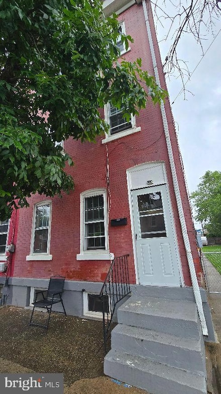 1260 E State St, Trenton, NJ 08609