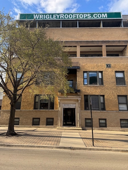 1010 W Waveland Ave Unit B, Chicago, IL 60613