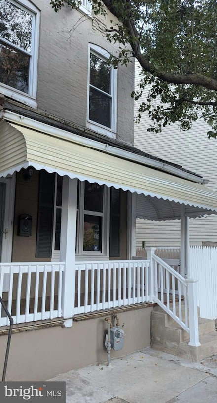 745 N 8th St, Reading, PA 19604
