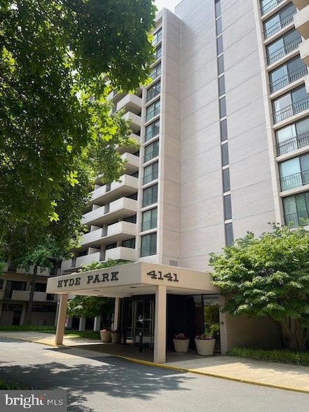 4141 N Henderson Rd Unit 326, Arlington, VA 22203