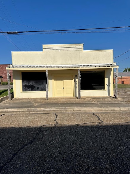 110 Zavalla St, Jasper, TX 75951