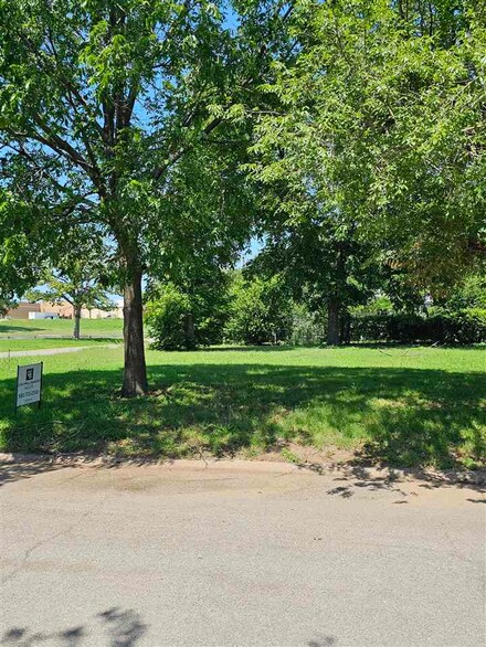 502 NE Patterson Ave, Lawton, OK 73507