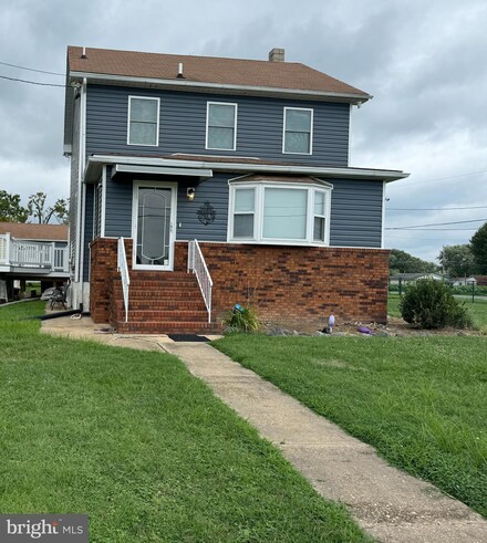 9100 Avenue C, Sparrows Point, MD 21219
