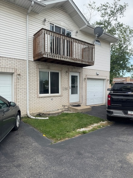 5002 W 79th St, Burbank, IL 60459