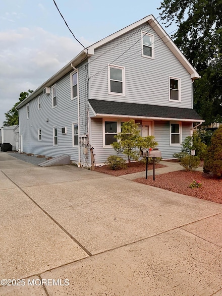 33 Lower Main St Unit UPPER LEVEL, Matawan, NJ 07747