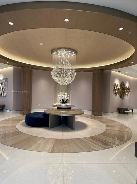 888 Brickell Key Dr Unit 601, Miami, FL 33131