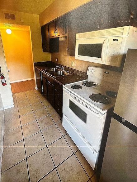 5622 Boca Raton Blvd, Fort Worth, TX 76112