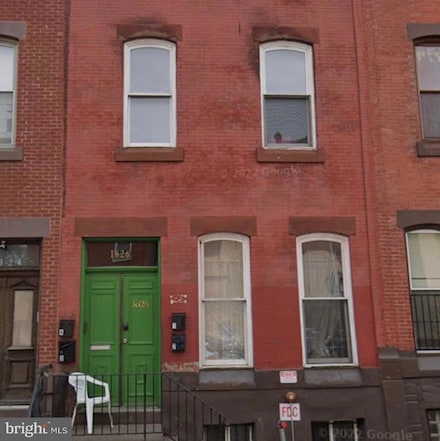 1826 W Diamond St, Philadelphia, PA 19121