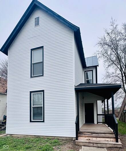 310 N Monroe St, Muncie, IN 47305