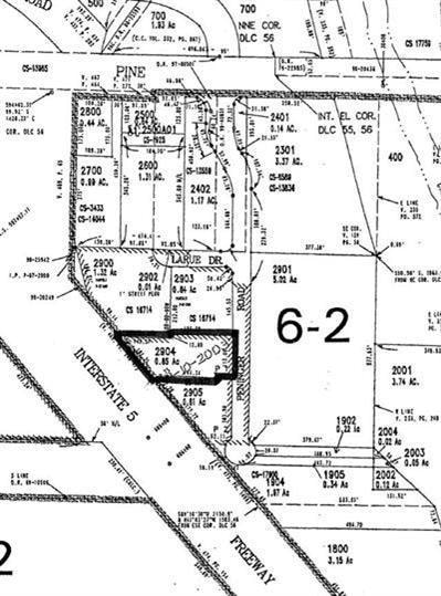 230 Peninger Rd, Central Point, OR 97502