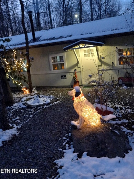 273 Harmony Way, Cosby, TN 37722