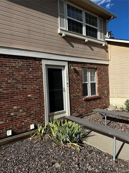 1503 S Ouray Cir Unit B, Aurora, CO 80017