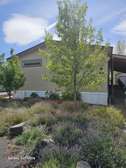 3500 Summers Ln Unit 11, Klamath Falls, OR 97603