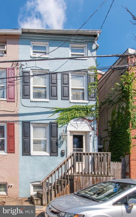 862 Lemmon St, Baltimore, MD 21201