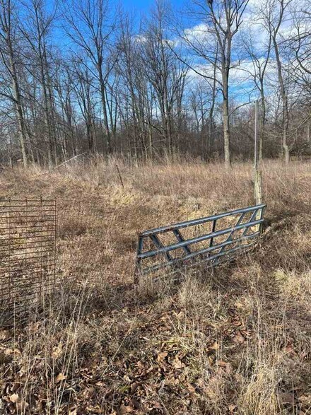 8750 E County Road 450 N, Mooreland, IN 47360