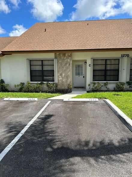 1270 Parkside Green Dr Unit C, Greenacres, FL 33415