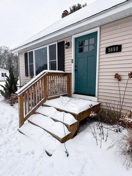 5650 Evanston Ave, Muskegon, MI 49442