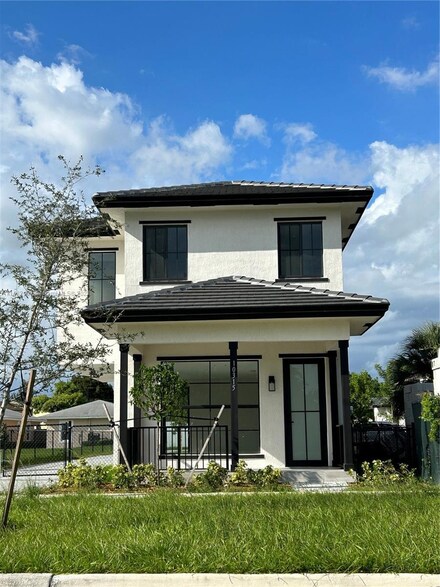 10315 SW 181st St, Miami, FL 33157