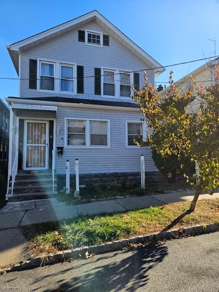 35 Wheeler St, Montclair, NJ 07042