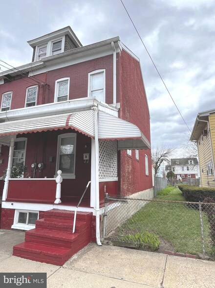 429 Walnut Ave, Trenton, NJ 08609