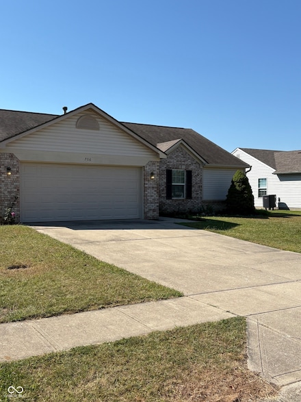 706 Lighthouse Dr, Fortville, IN 46040