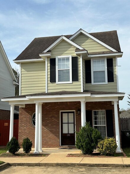 130 Greystone Blvd, Oxford, MS 38655