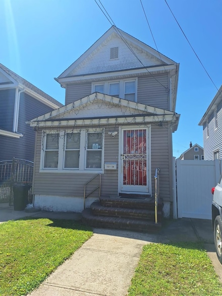 237-20 93rd Ave, Jamaica, NY 11426