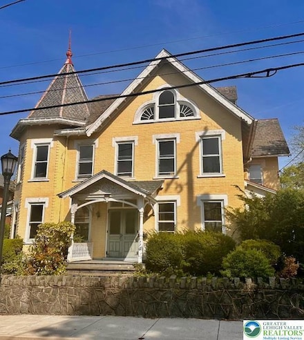 119 S Main St, Coopersburg, PA 18036