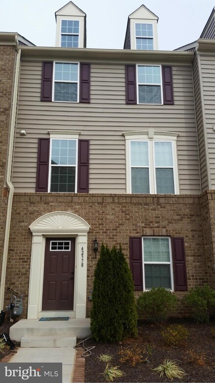 42578 Harlow Meadows Terrace, Dulles, VA 20166