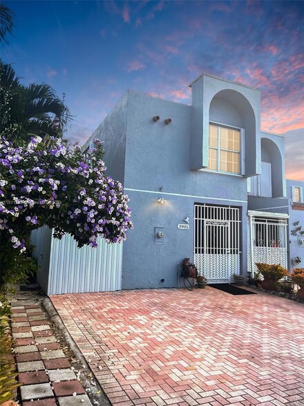 3905 W 8th Way Unit 15, Hialeah, FL 33012