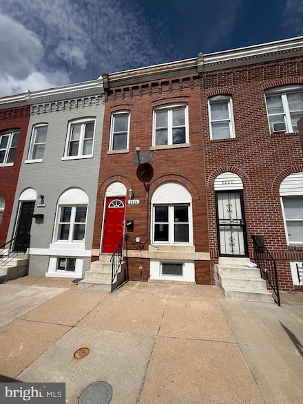 2224 E Oliver St, Baltimore, MD 21213
